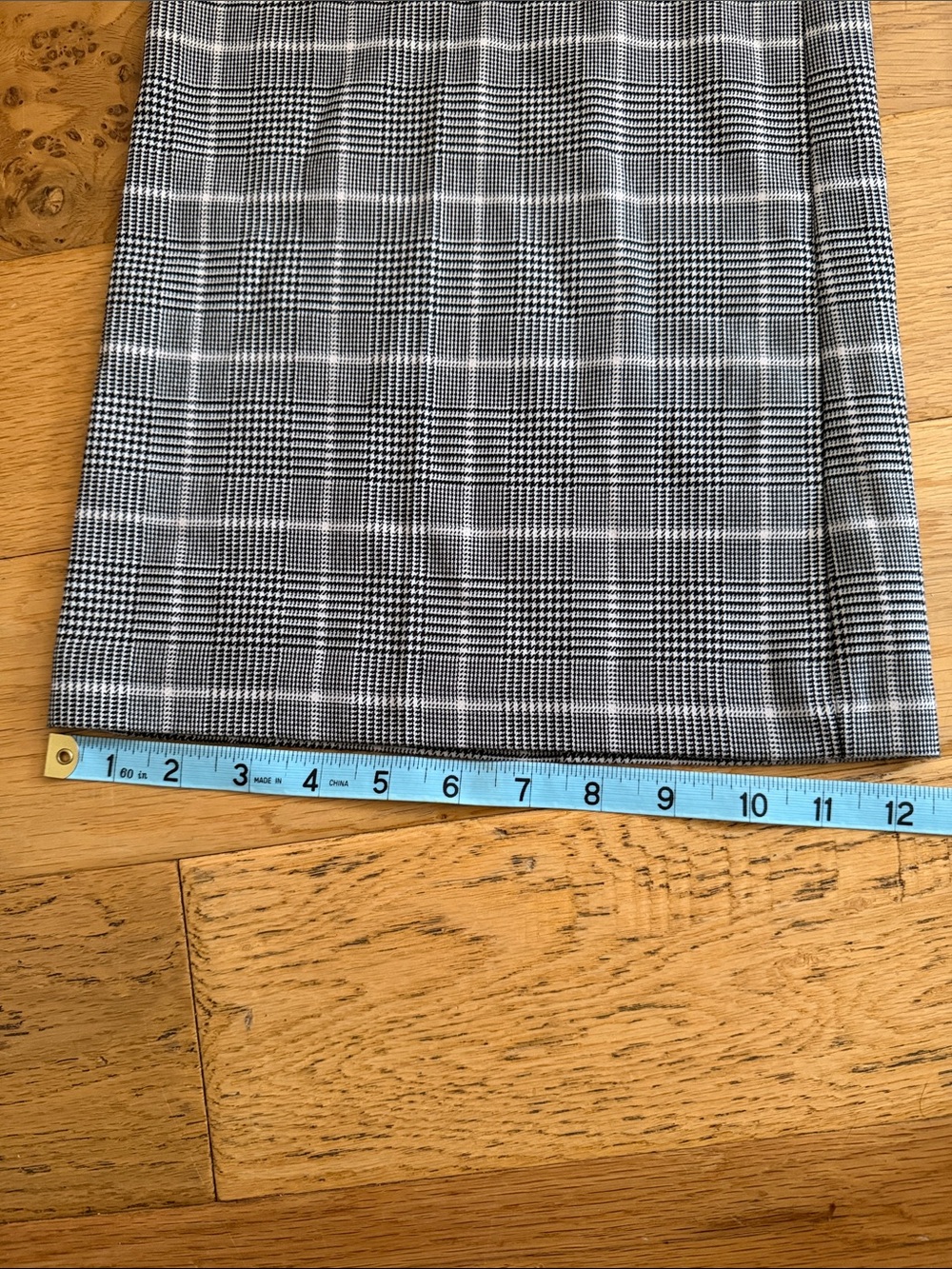 NWT - 14 - New York & Company - Gray Windowpane Plaid Wide-Leg Pants - Picture 5 of 9